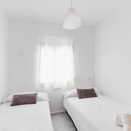 Solarium Terrace 160m2 푸엔히롤라
